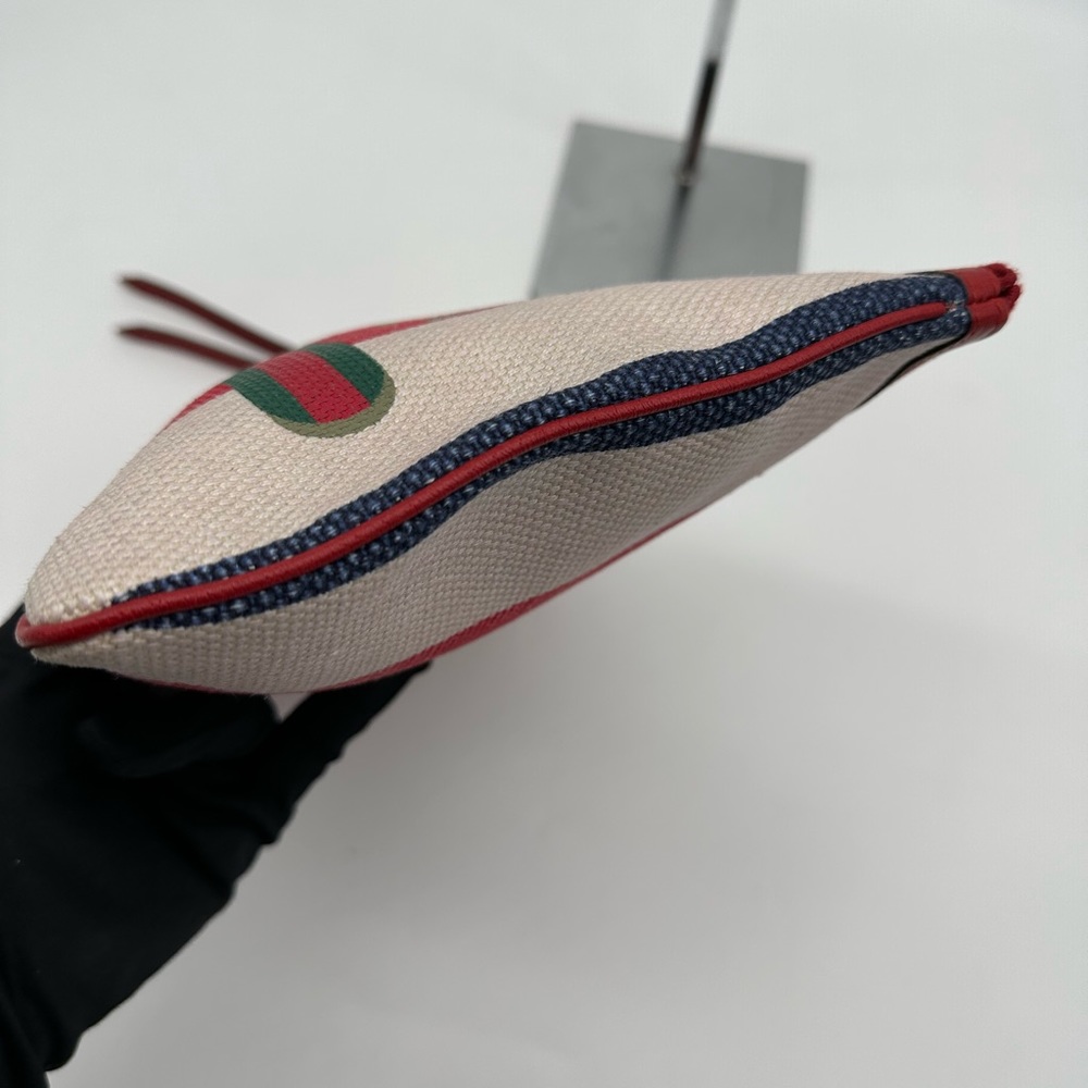 Gucci GG Logo Clutch Handbag - Picture 8 of 12